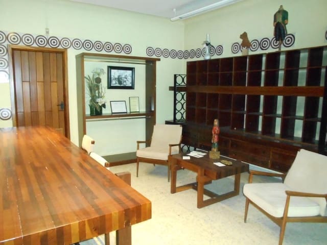 Hotel de 8 habitaciones en Oliva en venta - 220.000 € (Ref: 8327737)