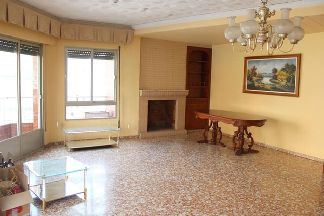 5 bedroom Restaurant/Bar for sale in La Font d'En Carròs - € 250,000 (Ref: 8343410)