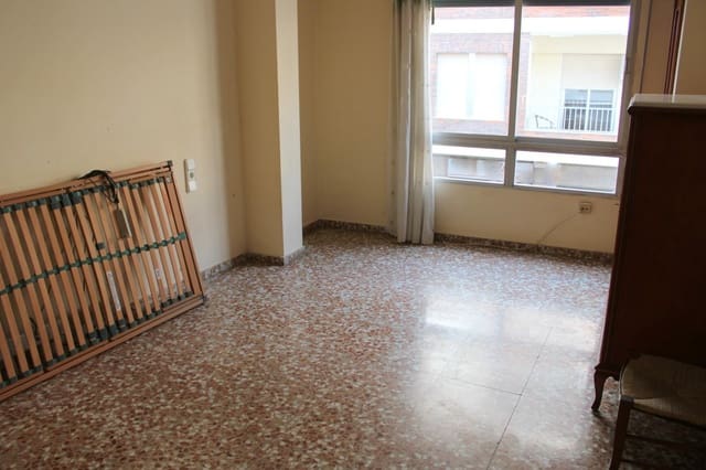 5 bedroom Restaurant/Bar for sale in La Font d'En Carròs - € 250,000 (Ref: 8343410)