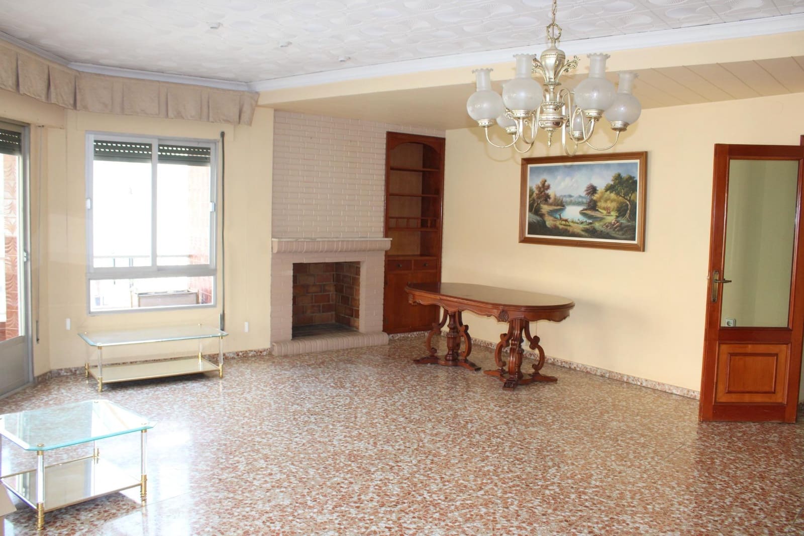 5 chambre Restaurant/Bar à vendre à La Font d'En Carros - 250 000 € (Ref: 8343410)