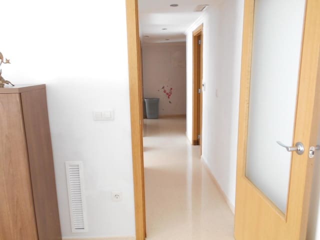 3 soveværelse Lejlighed til salg i Oliva - € 175.000 (Ref: 8348416)