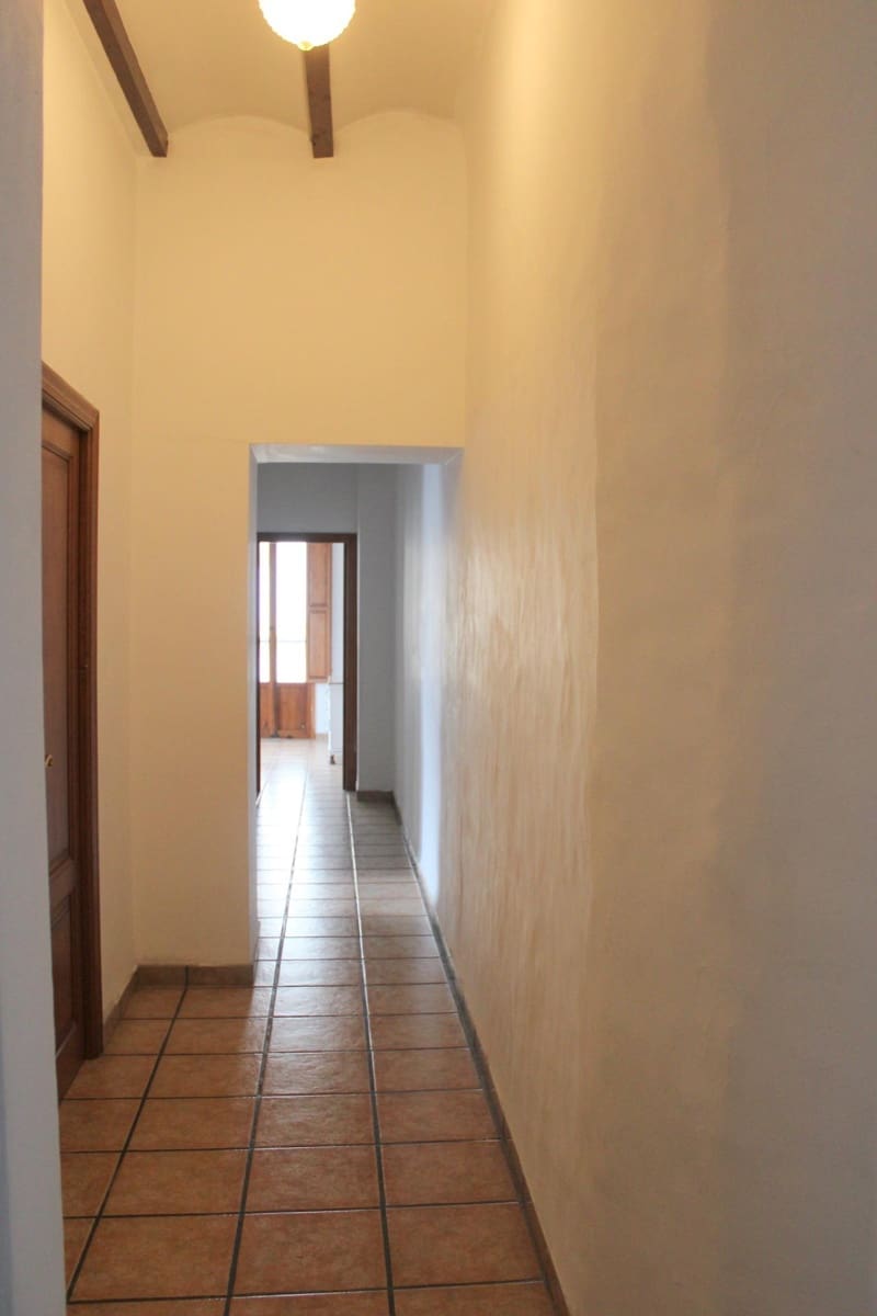 4 bedroom Townhouse for sale in Oliva - € 220,000 (Ref: 8362847)