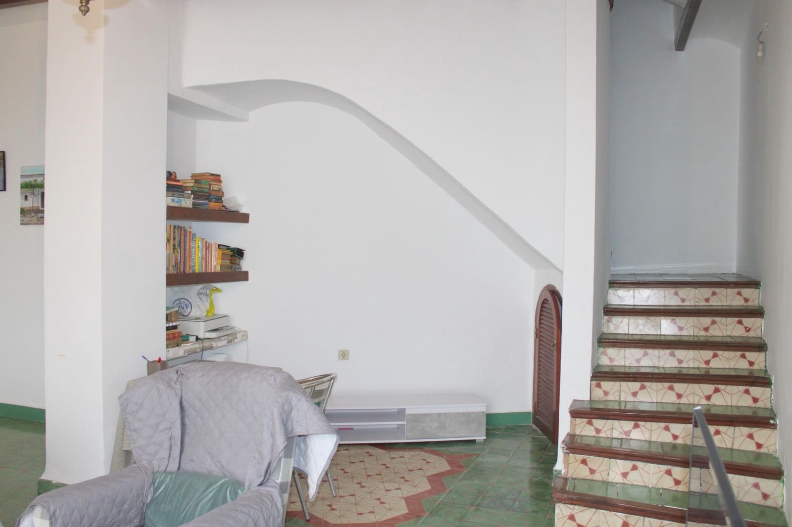 4 bedroom Townhouse for sale in Oliva - € 220,000 (Ref: 8362847)