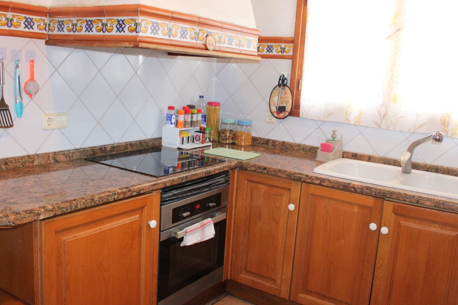 4 bedroom Townhouse for sale in Oliva - € 220,000 (Ref: 8362847)