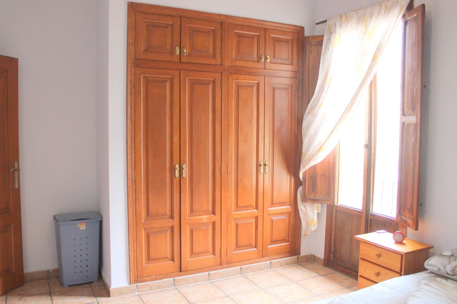 4 bedroom Townhouse for sale in Oliva - € 220,000 (Ref: 8362847)