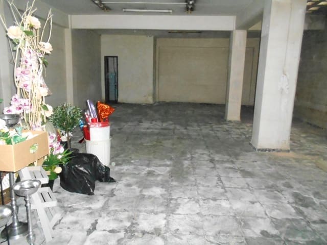 Erhverv til leje i Oliva Nova, Oliva - € 500 (Ref: 8406868)