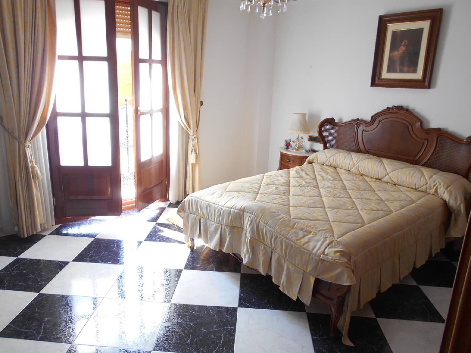 7 sovrum Hus till salu i Oliva med garage - 285 000 € (Ref: 8426348)