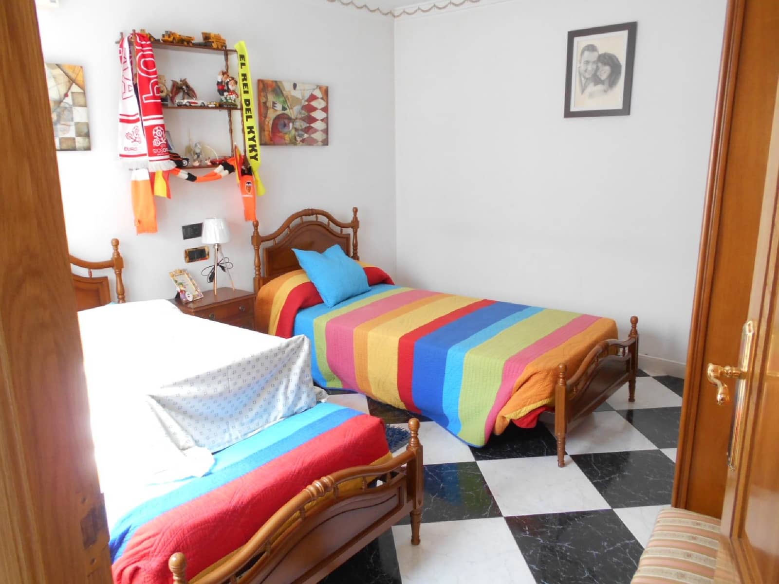 7 sovrum Hus till salu i Oliva med garage - 285 000 € (Ref: 8426348)