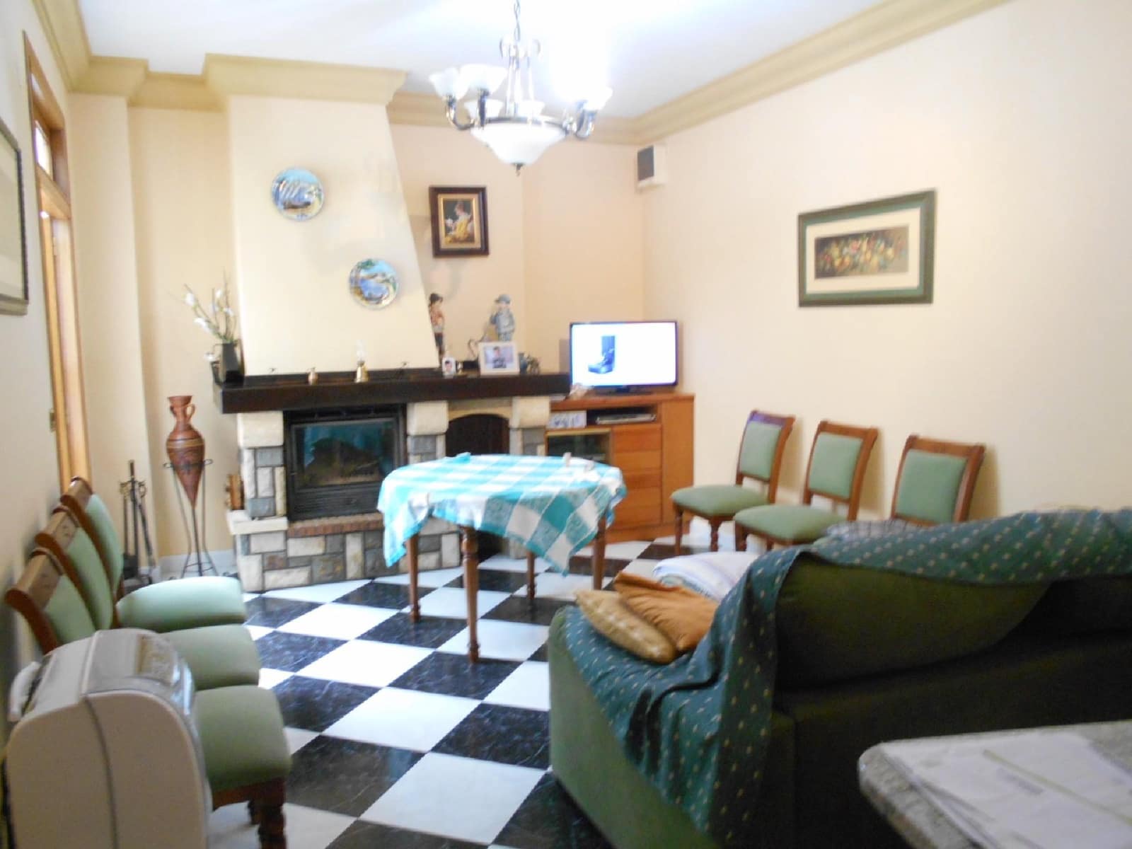 7 sovrum Hus till salu i Oliva med garage - 285 000 € (Ref: 8426348)