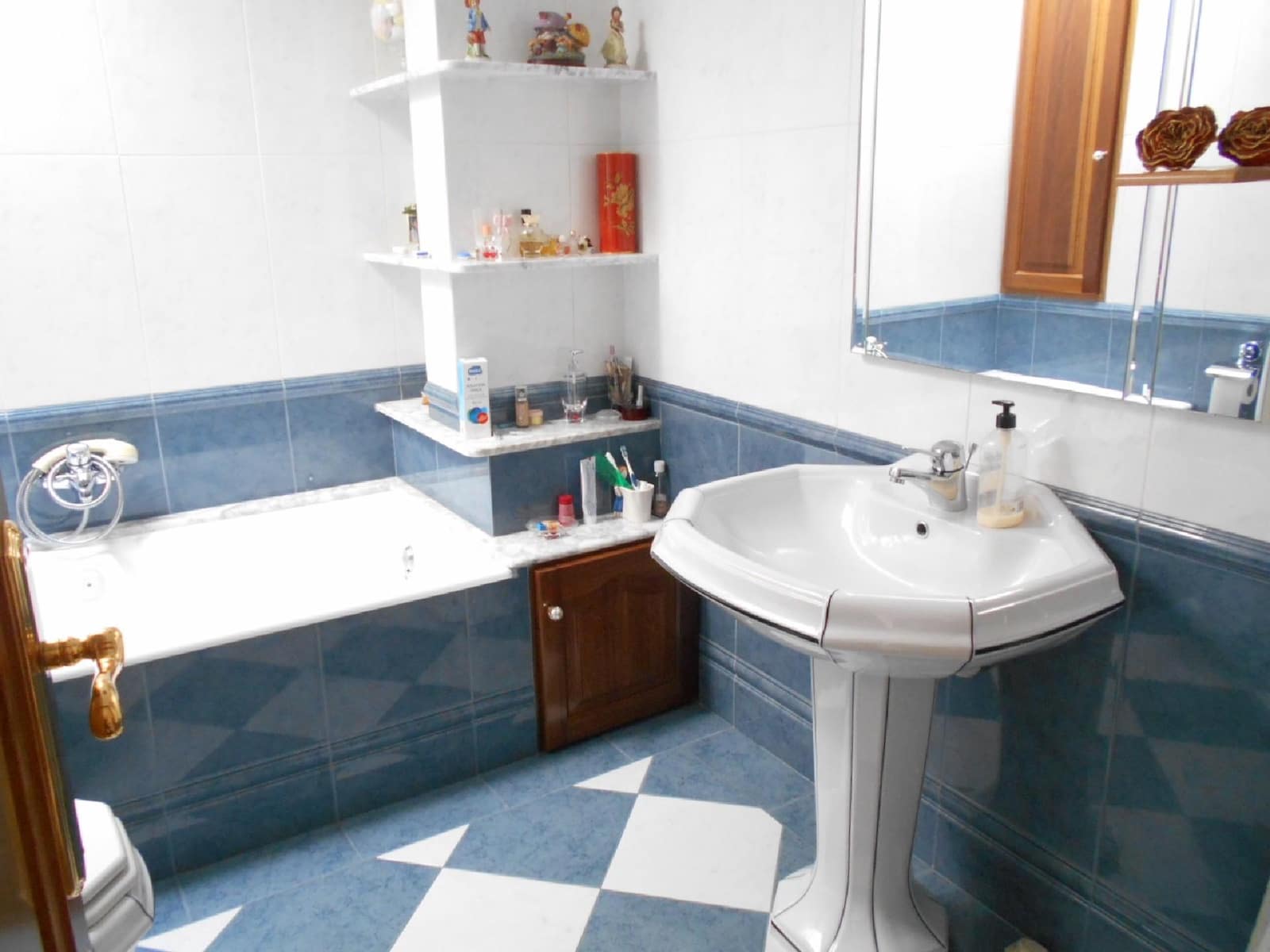 7 sovrum Hus till salu i Oliva med garage - 285 000 € (Ref: 8426348)