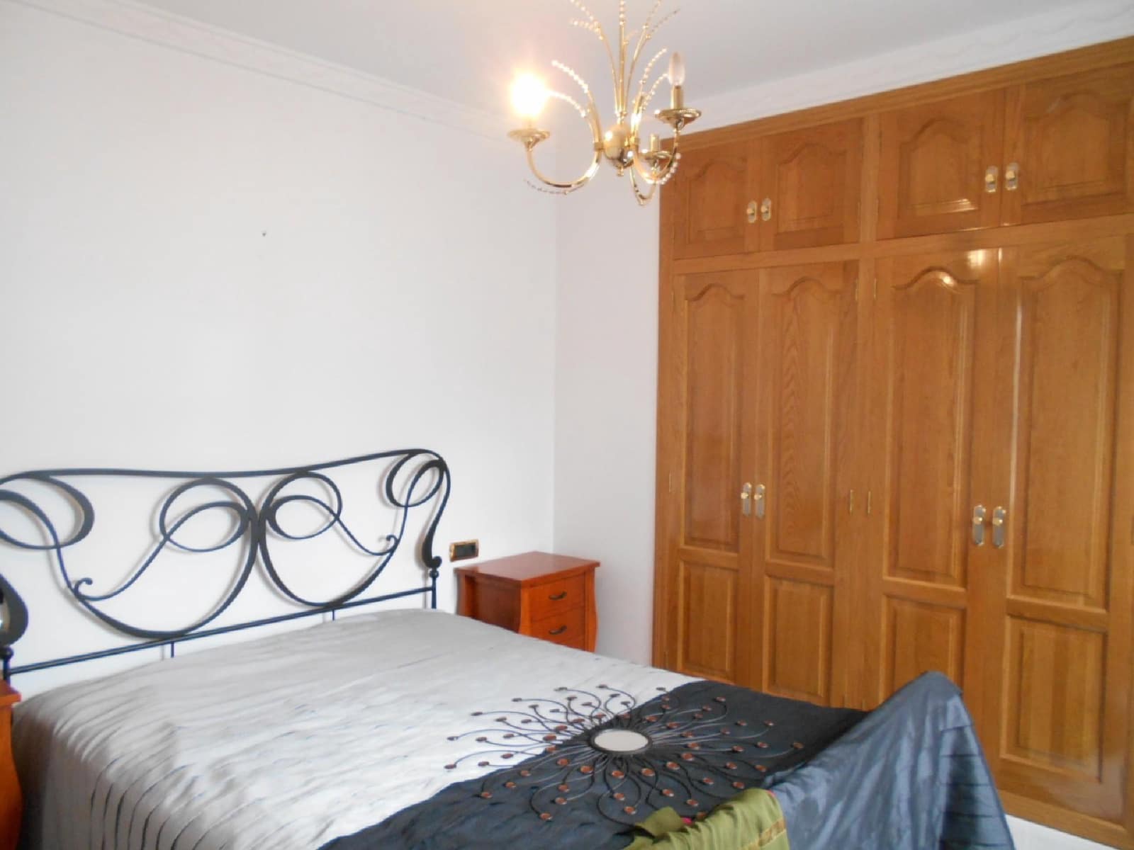 7 sovrum Hus till salu i Oliva med garage - 285 000 € (Ref: 8426348)