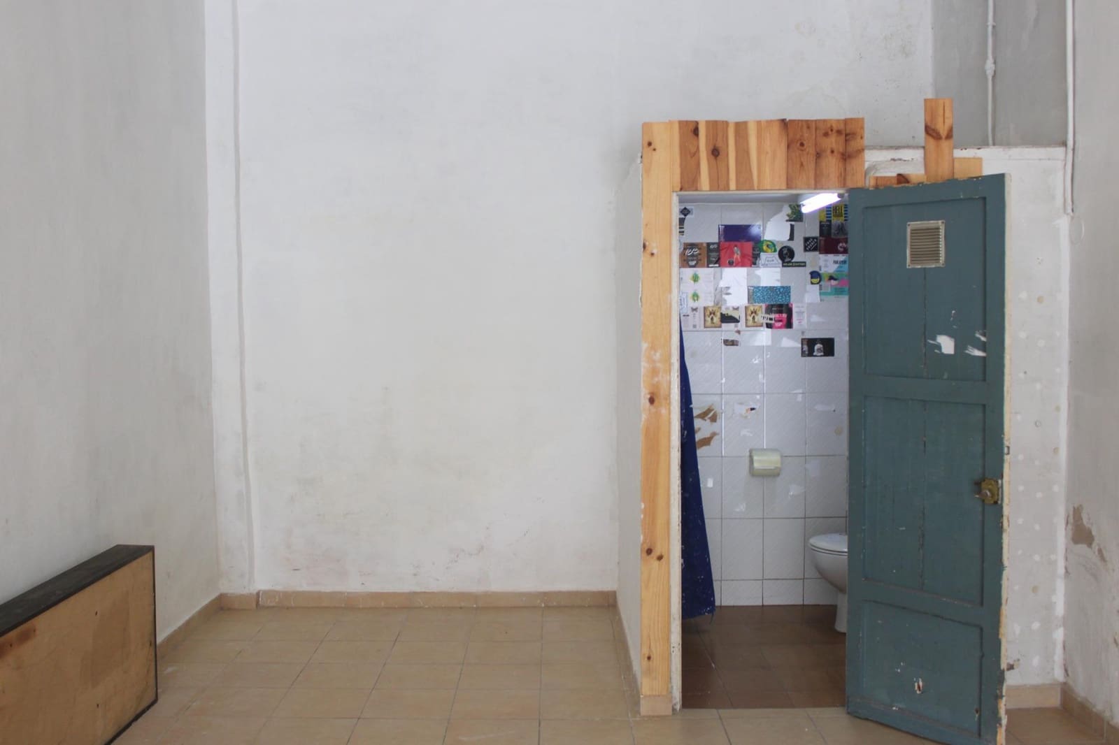Local Commercial à louer à Oliva - 500 € (Ref: 8493734)