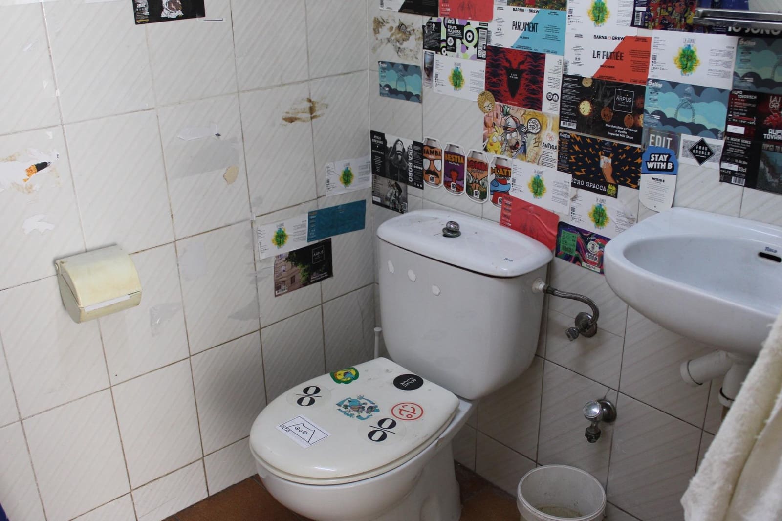 Local Commercial à louer à Oliva - 500 € (Ref: 8493734)