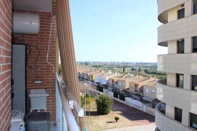 Piso de 3 habitaciones en Oliva en alquiler con garaje - 1.400 € (Ref: 8792633)