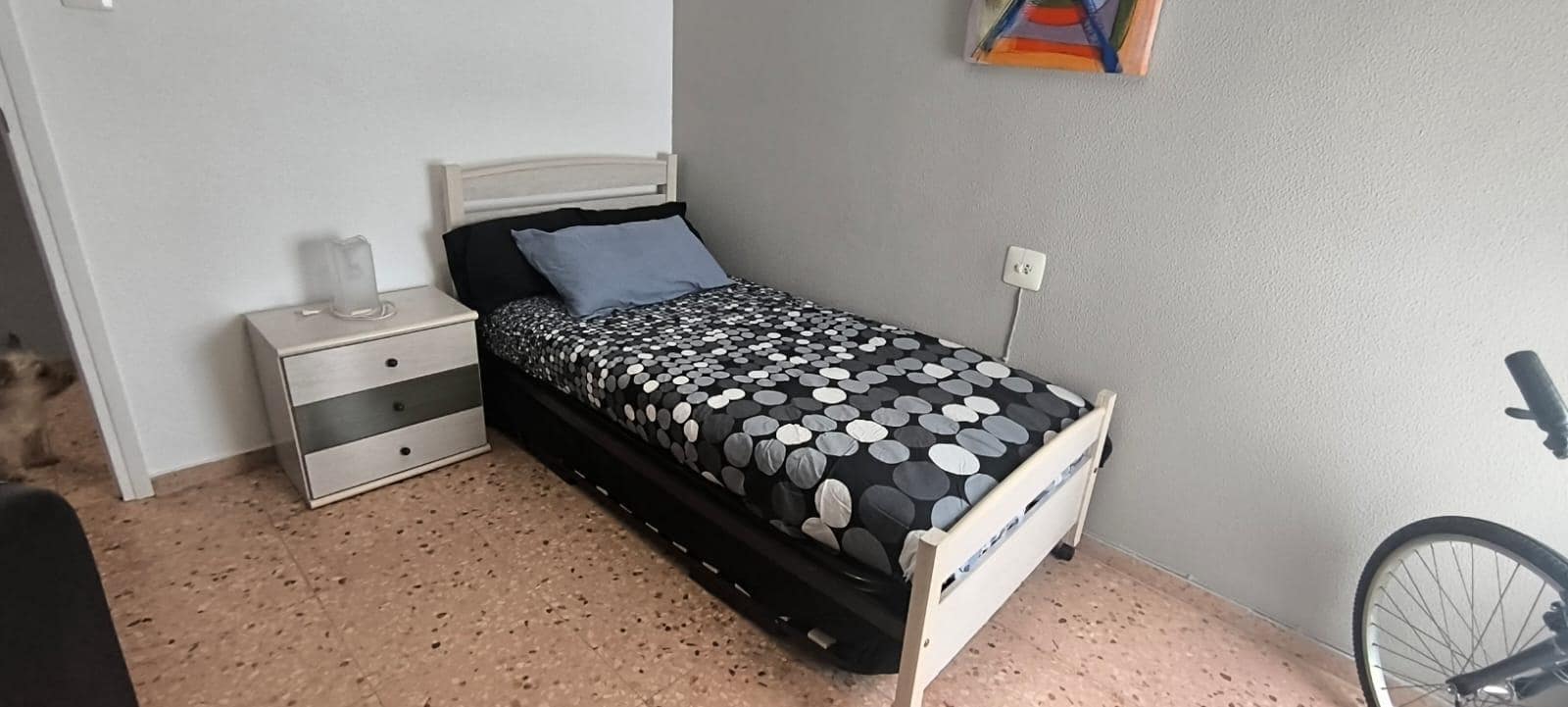 3 soveværelse Lejlighed til leje i Oliva - € 750 (Ref: 8847689)