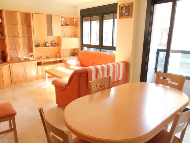 3 Zimmer Wohnung zu vermieten in Oliva - 850 € (Ref: 8976282)