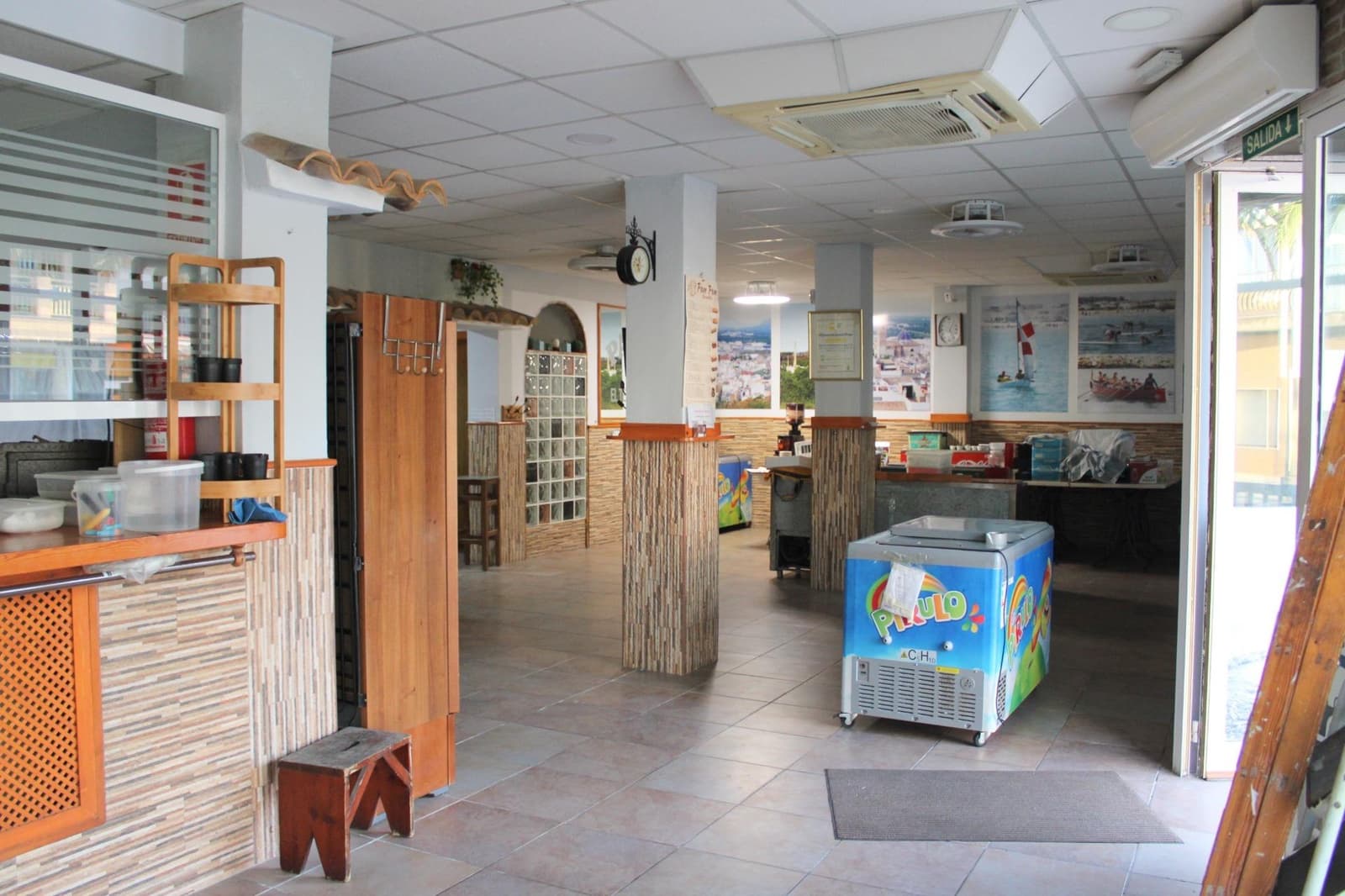 2 soveværelse Virksomhed til salg i Oliva med swimmingpool - € 380.000 (Ref: 9017193)