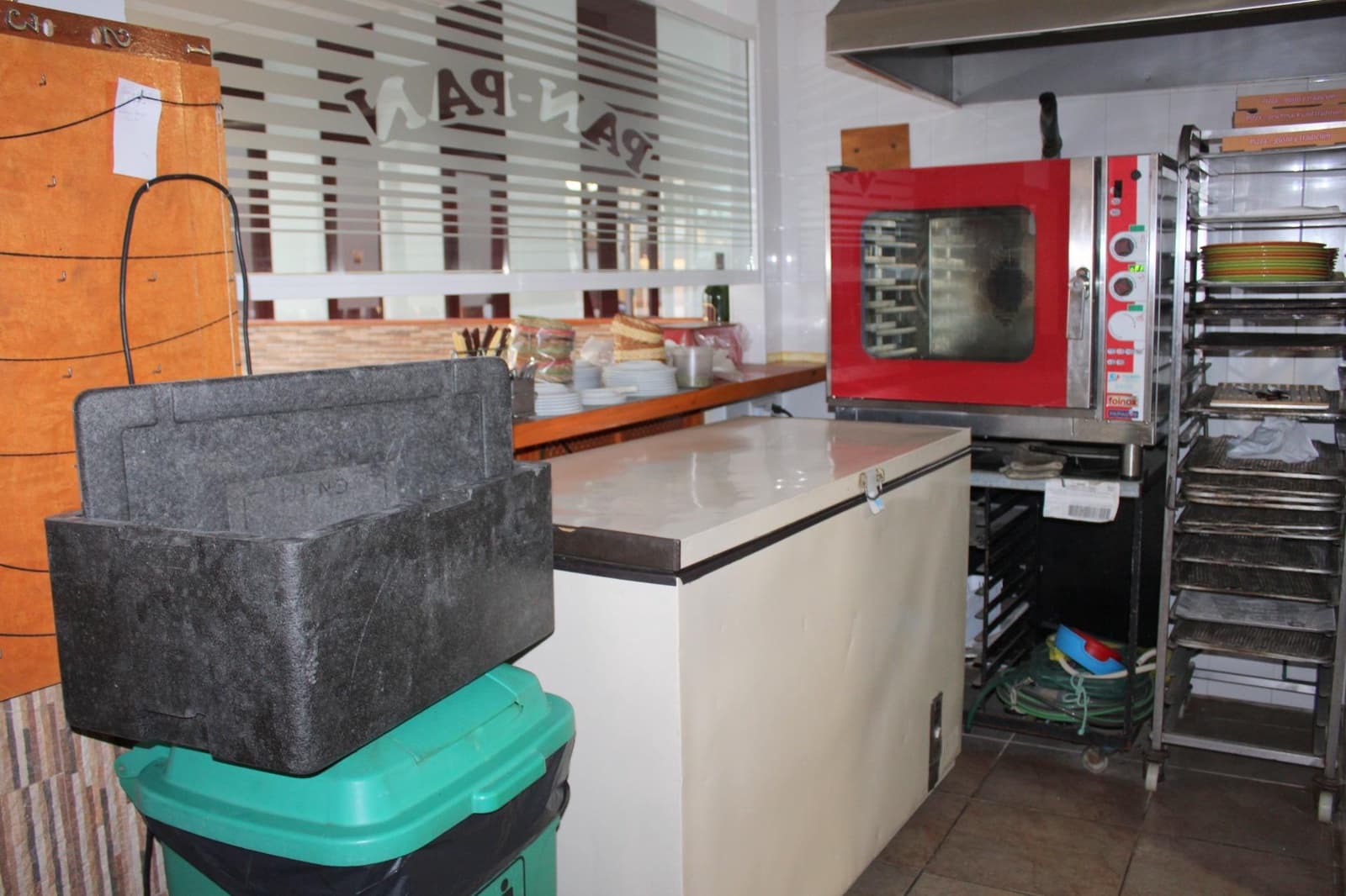 2 soveværelse Virksomhed til salg i Oliva med swimmingpool - € 380.000 (Ref: 9017193)