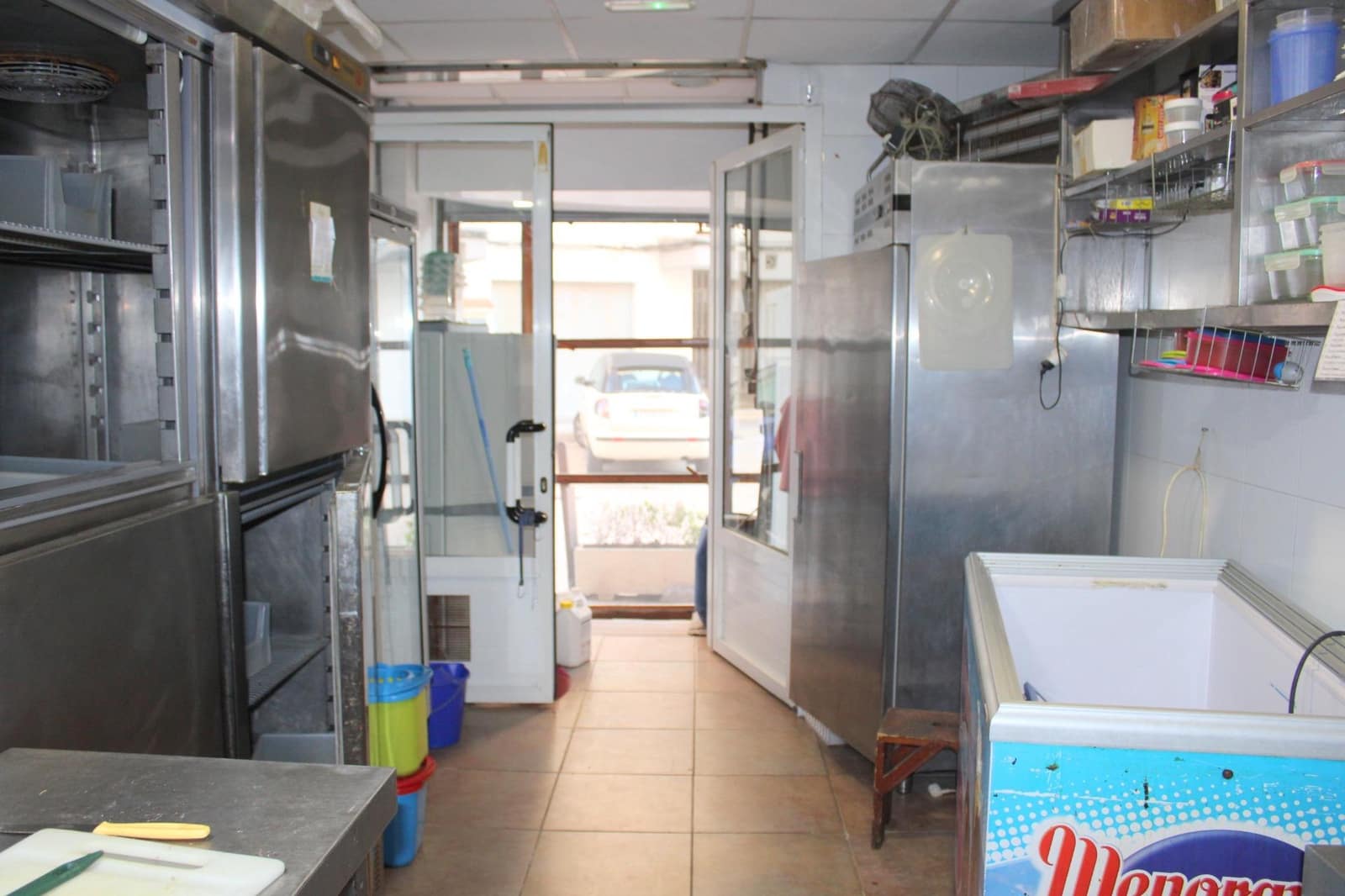 2 soveværelse Virksomhed til salg i Oliva med swimmingpool - € 380.000 (Ref: 9017193)