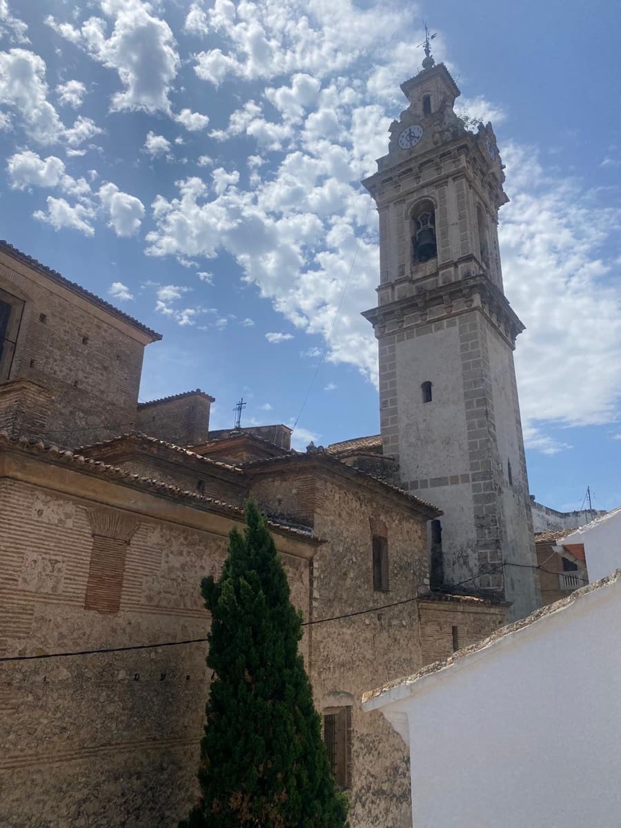 5 makuuhuone Omakotitalo myytävänä paikassa Oliva mukana 
autotalli - 262 000 € (Ref: 9116267)