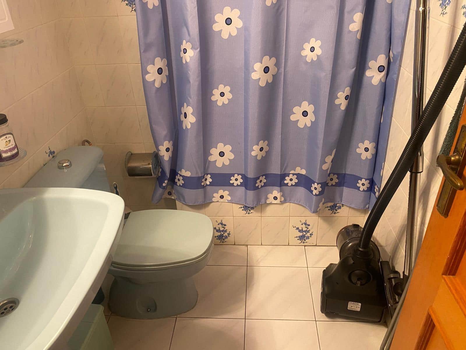 5 makuuhuone Omakotitalo myytävänä paikassa Oliva mukana 
autotalli - 262 000 € (Ref: 9116267)