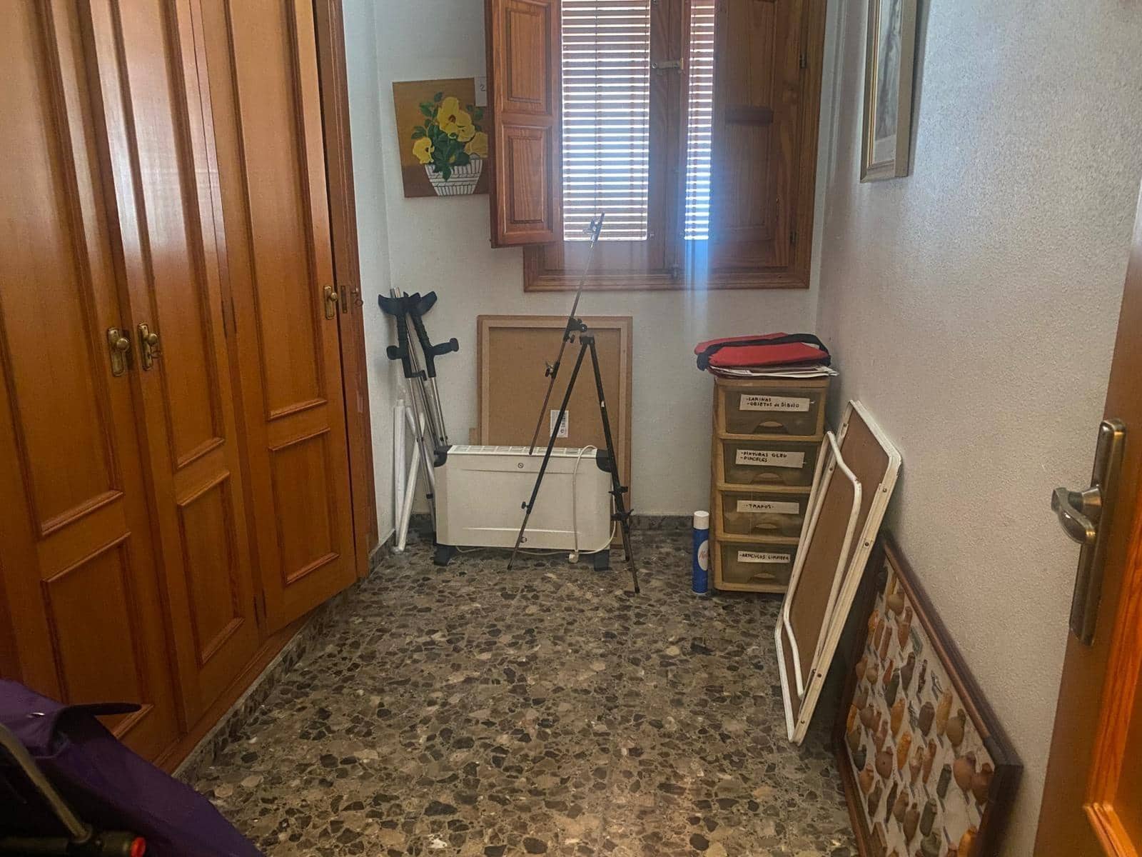 5 makuuhuone Omakotitalo myytävänä paikassa Oliva mukana 
autotalli - 262 000 € (Ref: 9116267)