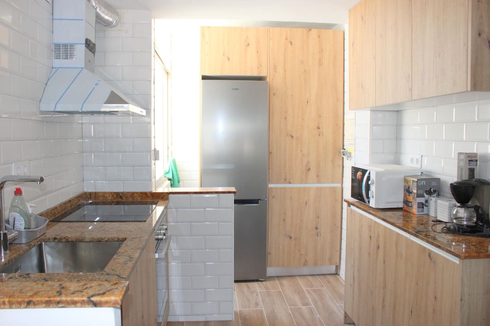 3 soveværelse Lejlighed til leje i Oliva - € 1.400 (Ref: 9128478)