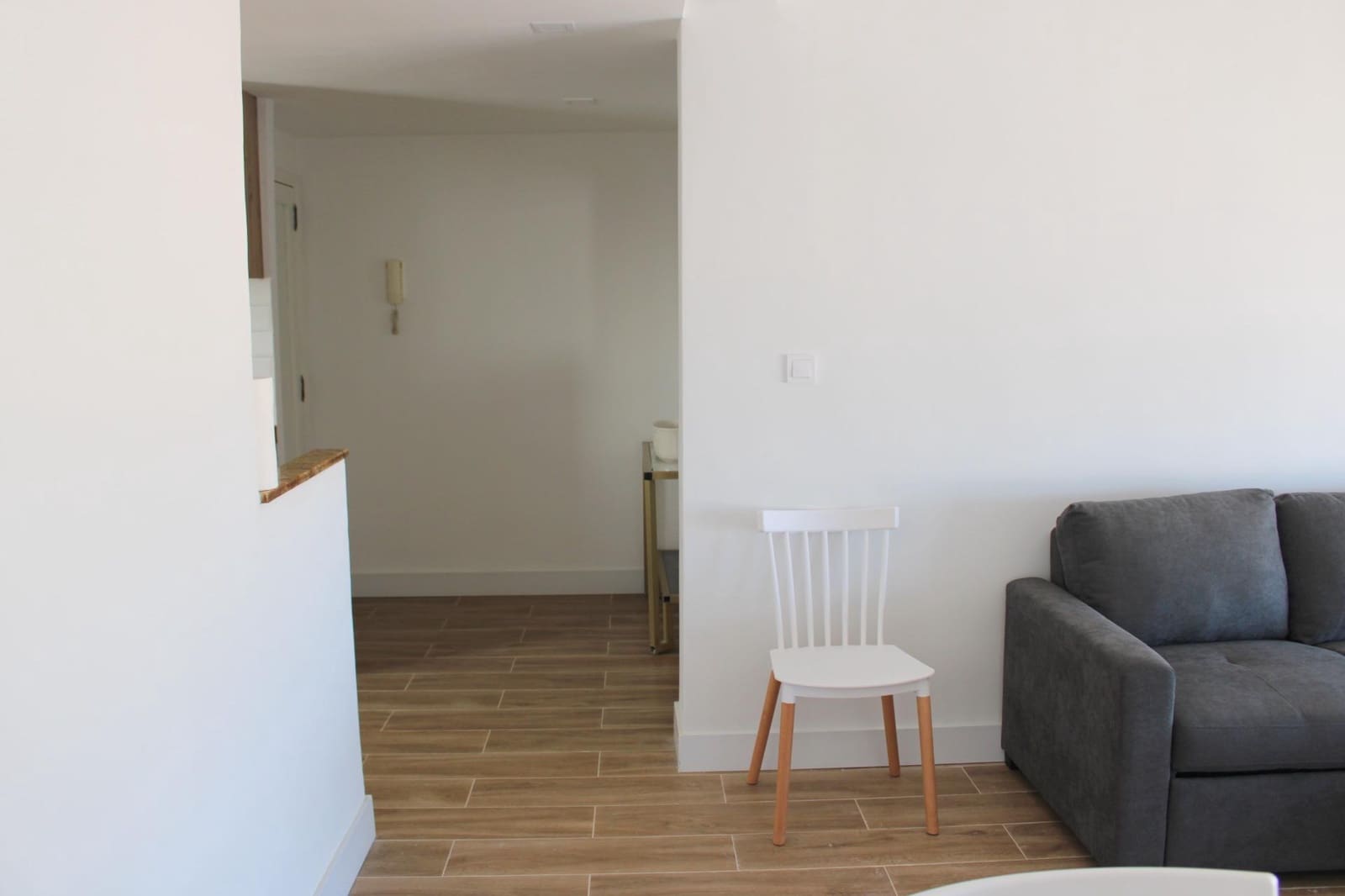 3 soveværelse Lejlighed til leje i Oliva - € 1.400 (Ref: 9128478)