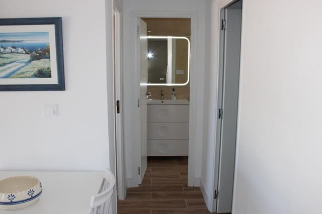 3 soveværelse Lejlighed til leje i Oliva - € 1.400 (Ref: 9128478)