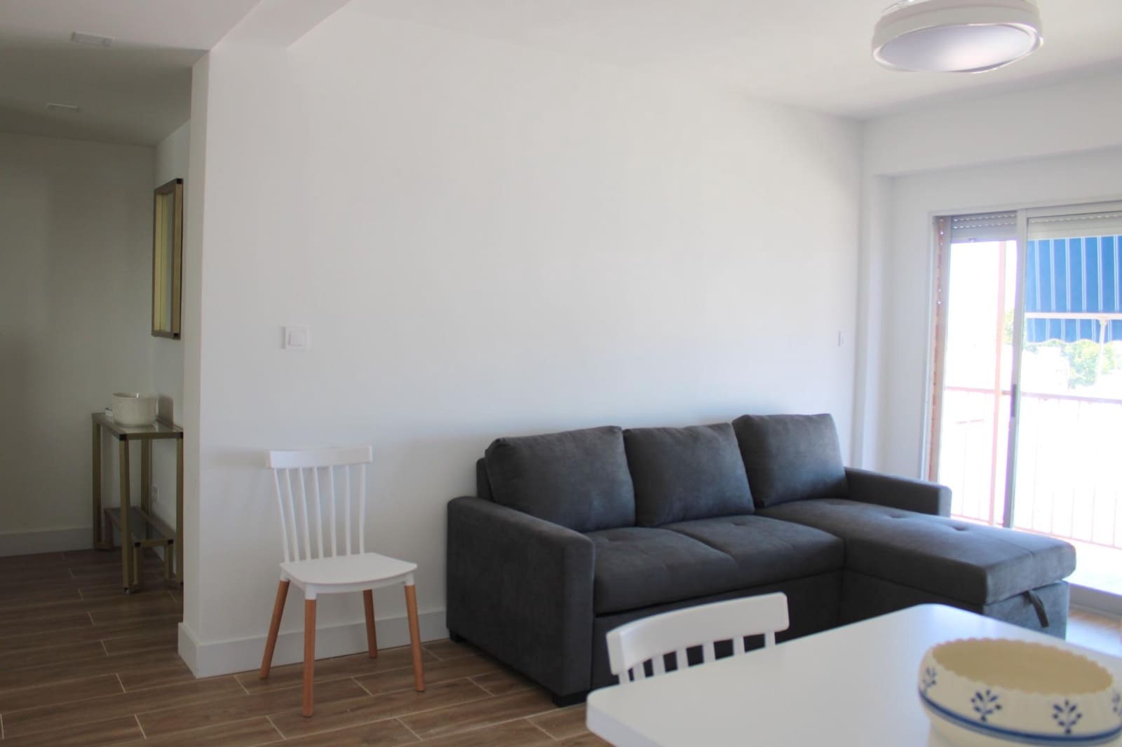 3 soveværelse Lejlighed til leje i Oliva - € 1.400 (Ref: 9128478)