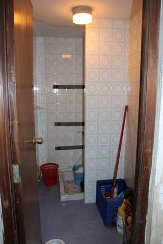 Commercial for sale in Gandia - € 63,000 (Ref: 9145689)