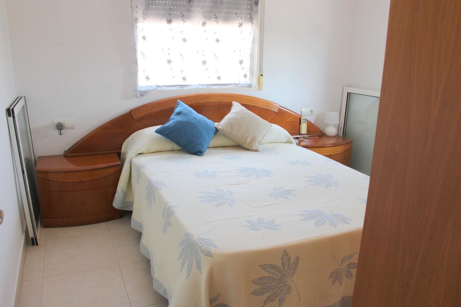 4 soveværelse Villa til salg i Oliva med swimmingpool garage - € 499.000 (Ref: 9181158)