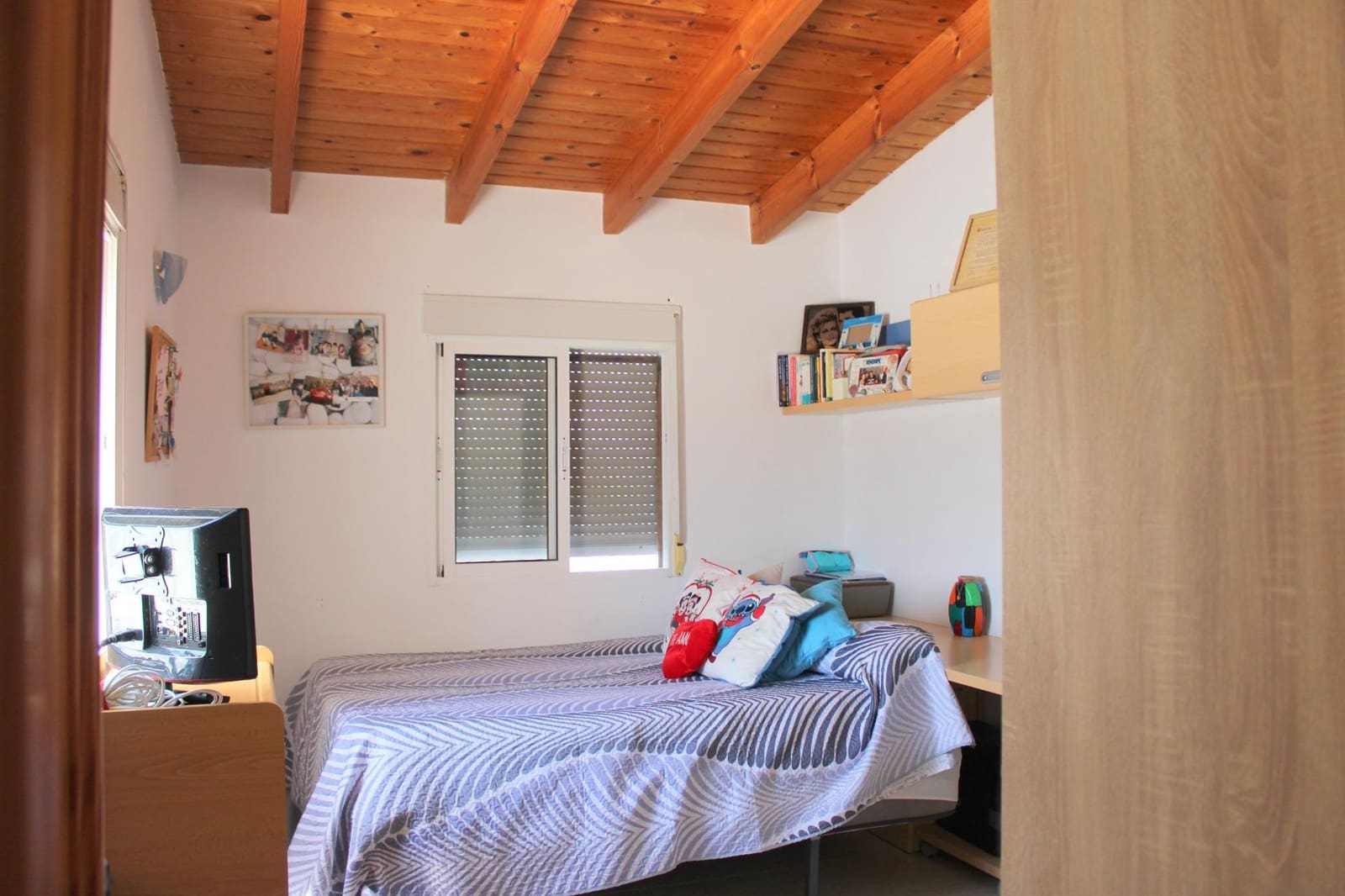 4 soveværelse Villa til salg i Oliva med swimmingpool garage - € 499.000 (Ref: 9181158)