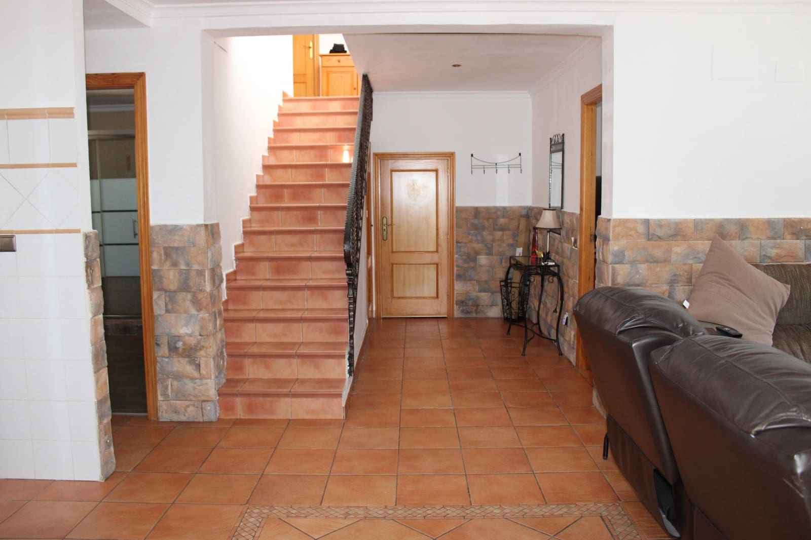 4 soveværelse Villa til salg i Oliva med swimmingpool garage - € 499.000 (Ref: 9181158)