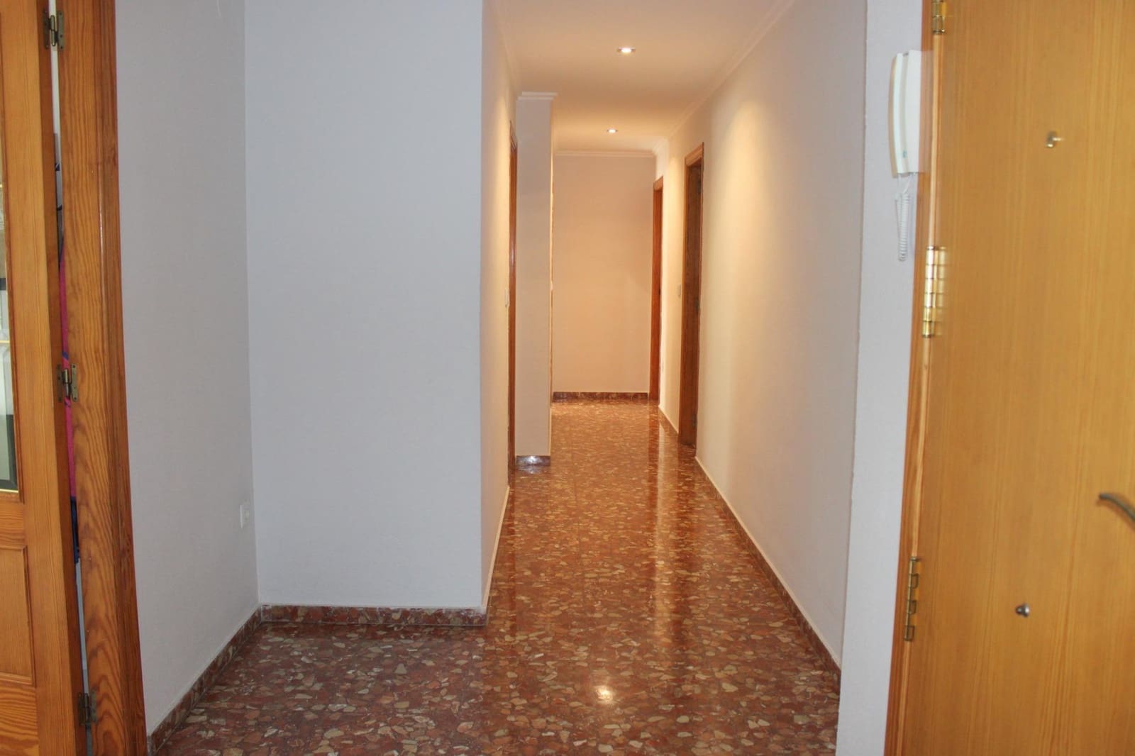 3 soveværelse Lejlighed til salg i Oliva - € 175.000 (Ref: 9183794)