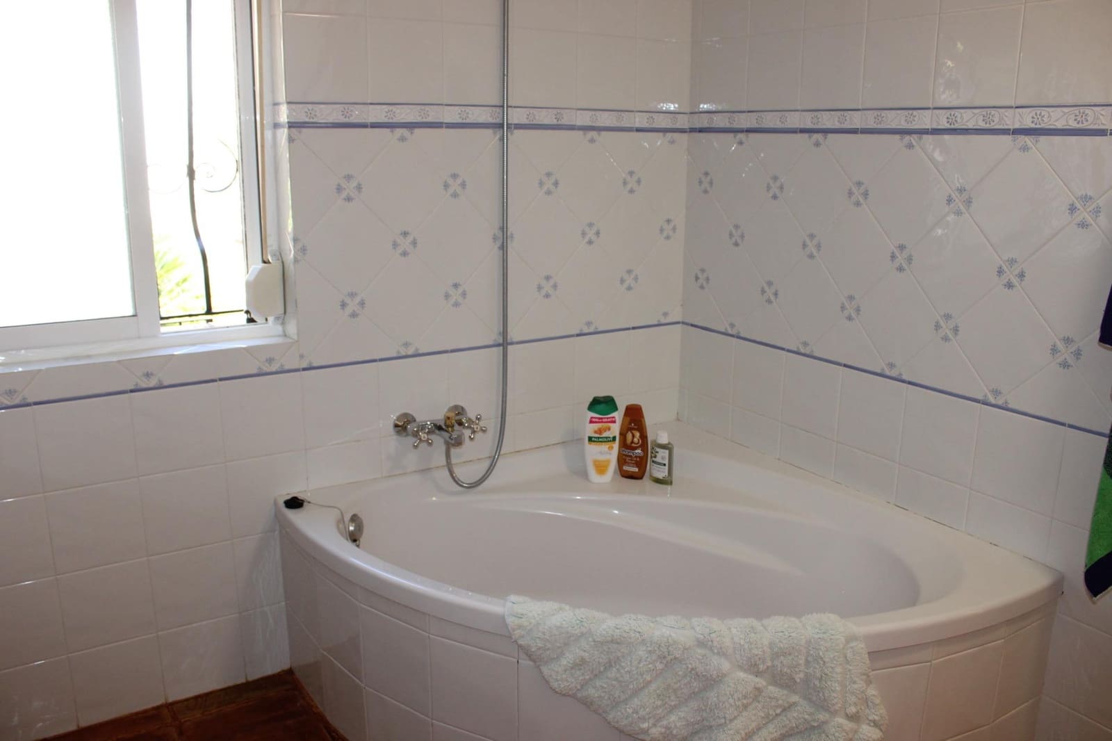 4 camera da letto Villa in vendita in Oliva con garage - 290.000 € (Rif: 9209195)