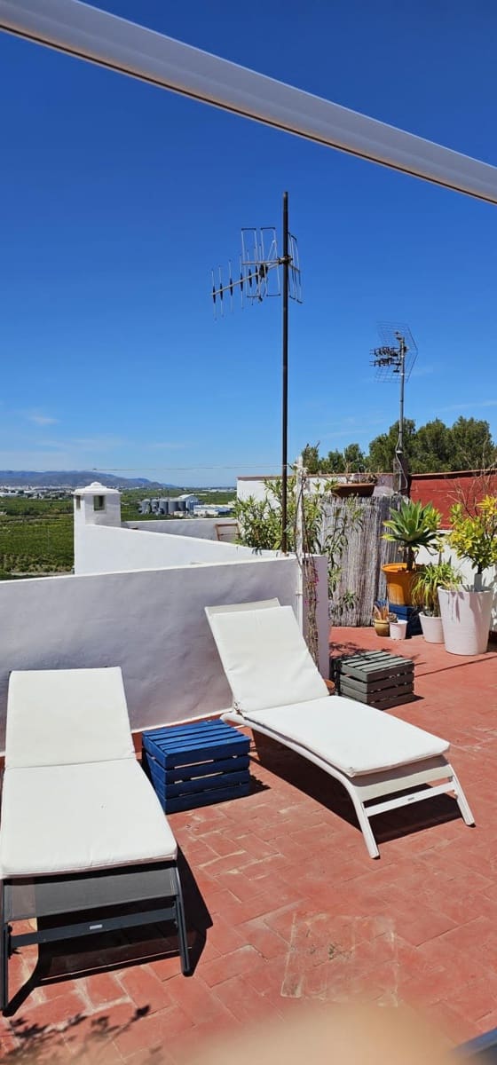 5 soveværelse Byhus til salg i Oliva med garage - € 220.000 (Ref: 9228720)