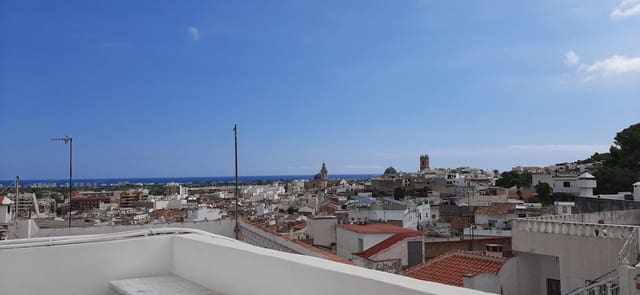 5 bedroom Townhouse for sale in Oliva Pueblo, Oliva with garage - € 220,000 (Ref: 9228720)