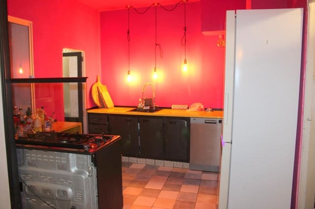 5 bedroom Townhouse for sale in Oliva Pueblo, Oliva with garage - € 220,000 (Ref: 9228720)