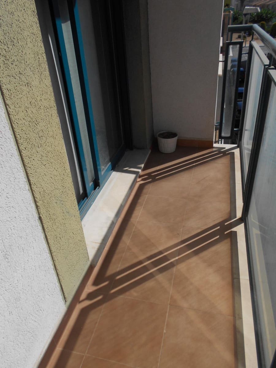 3 camera da letto Appartamento da affittare in Oliva - 850 € (Rif: 9330815)