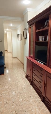 3 slaapkamer Appartement te huur in Oliva - € 750 (Ref: 9335167)