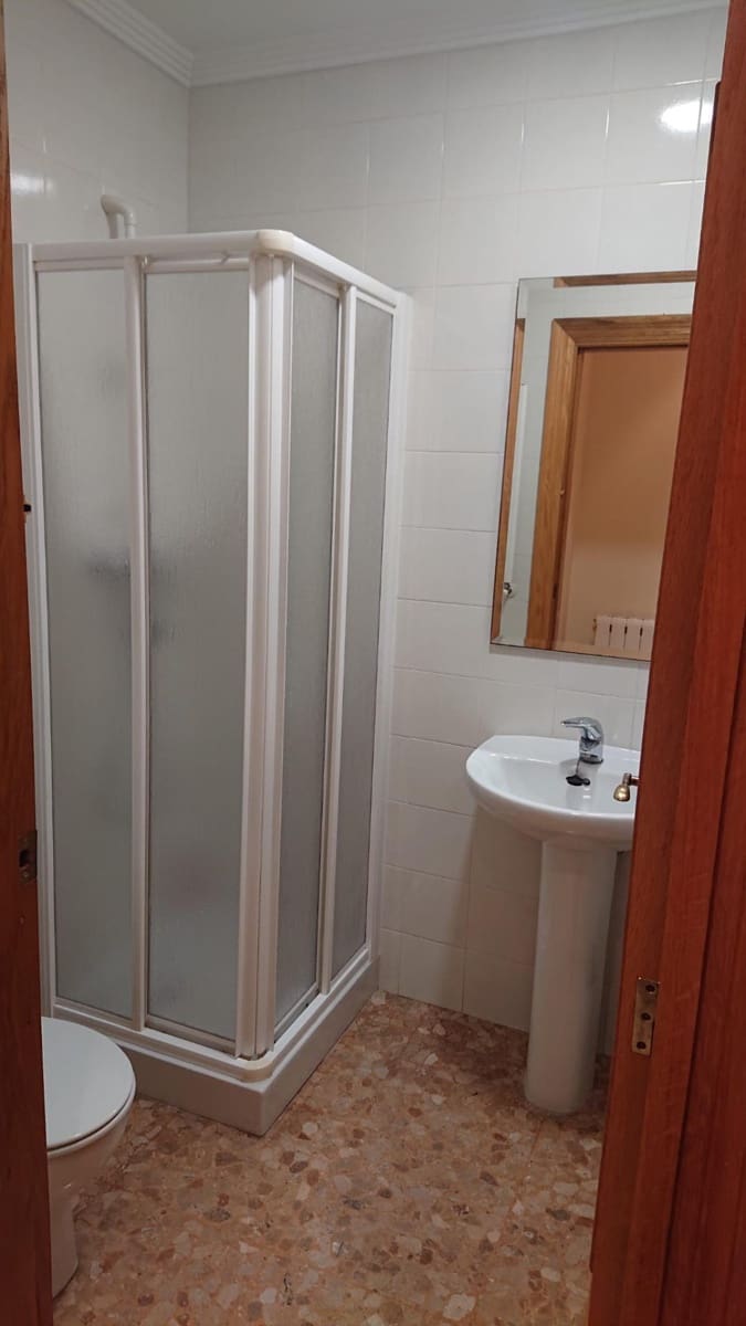 3 slaapkamer Appartement te huur in Oliva - € 750 (Ref: 9335167)
