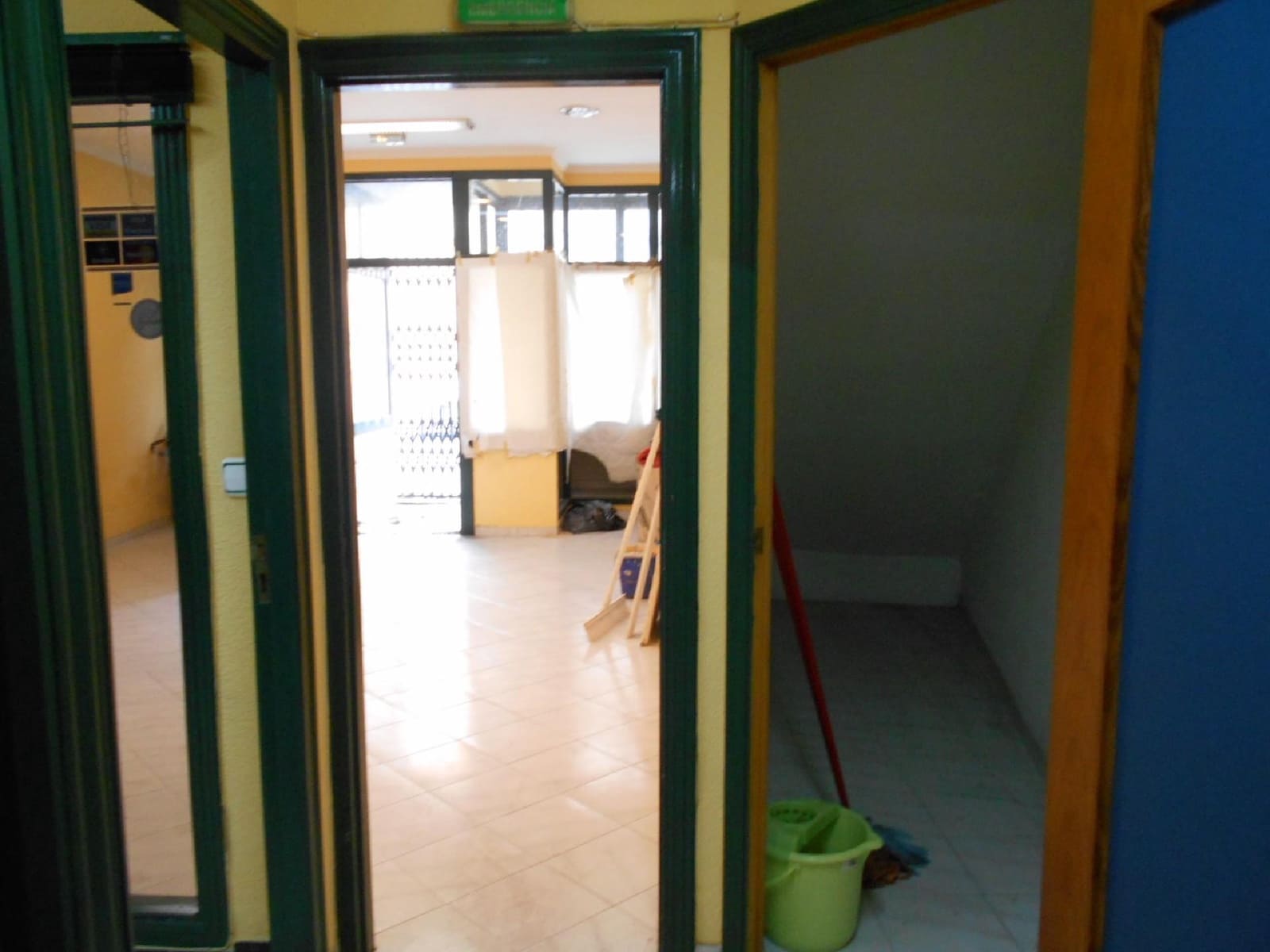 Commerciale in vendita in Oliva Nova - 78.000 € (Rif: 9367745)