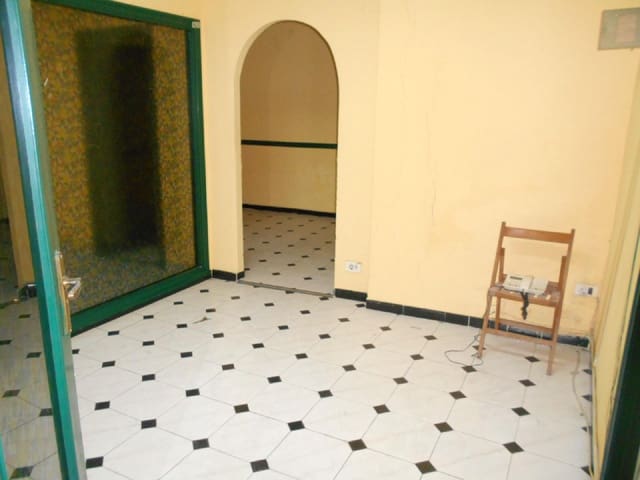 Commercial for sale in Oliva Nova, Oliva - € 78,000 (Ref: 9367745)