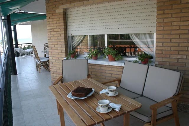 3 soverom Leilighet til leie i Gandia med svømmebasseng - € 1 500 (Ref: 9401351)