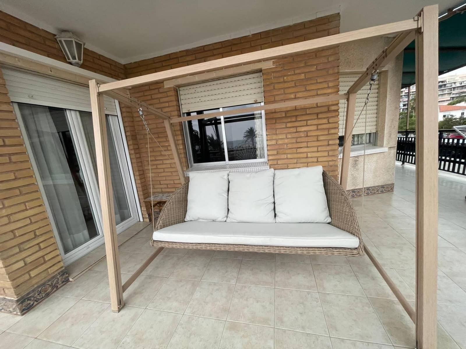 3 soveværelse Lejlighed til leje i Gandia med swimmingpool - € 1.500 (Ref: 9401351)