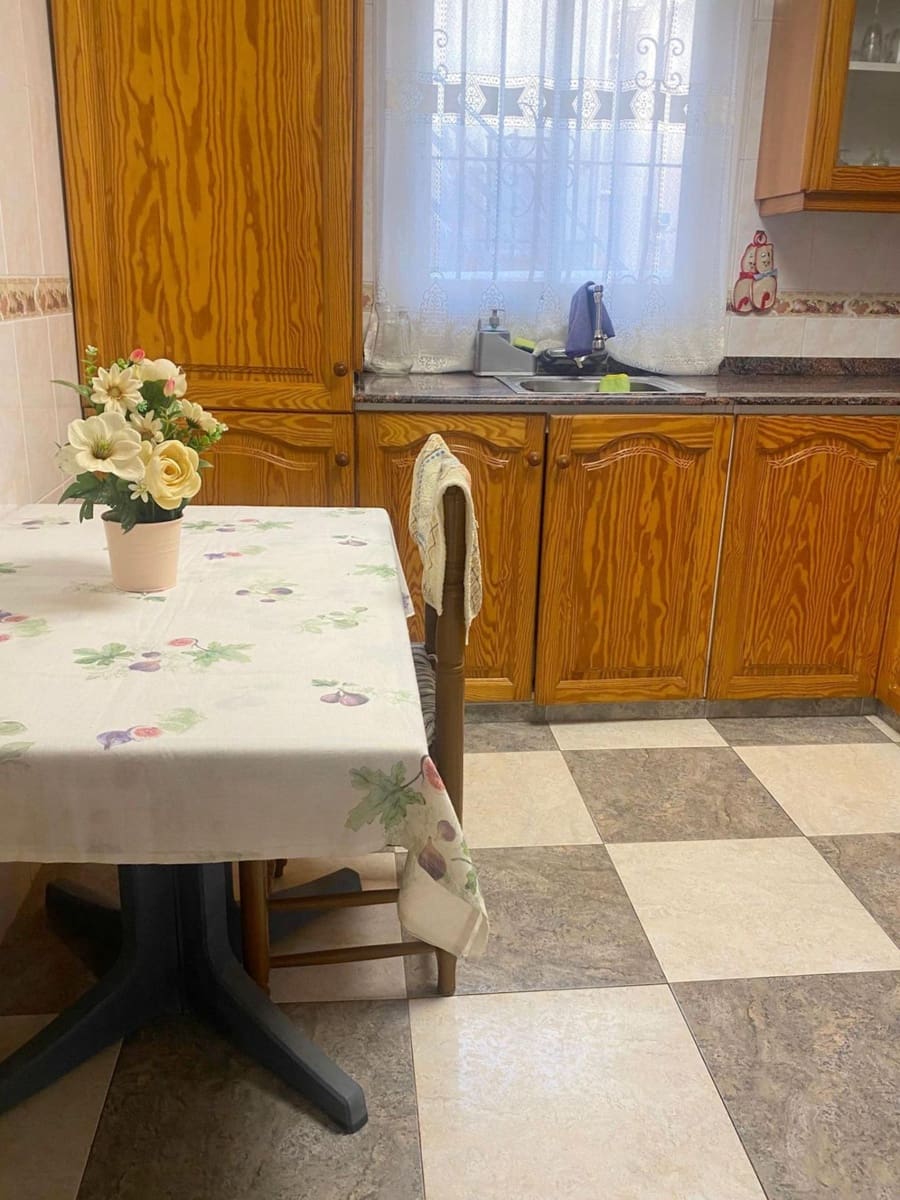 5 soveværelse Villa til salg i Oliva - € 330.000 (Ref: 9431166)