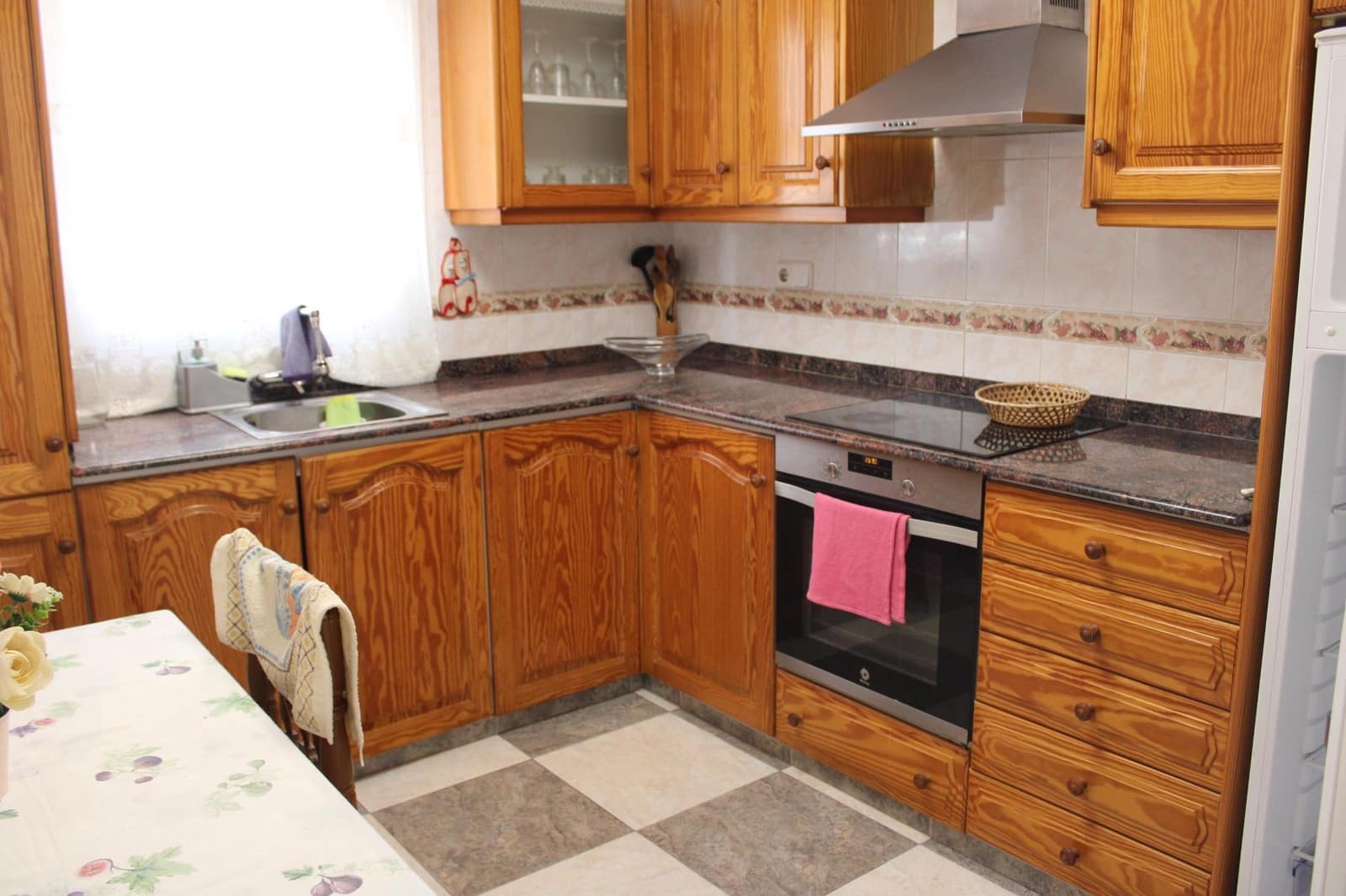 5 bedroom Villa for sale in Oliva - € 330,000 (Ref: 9431166)