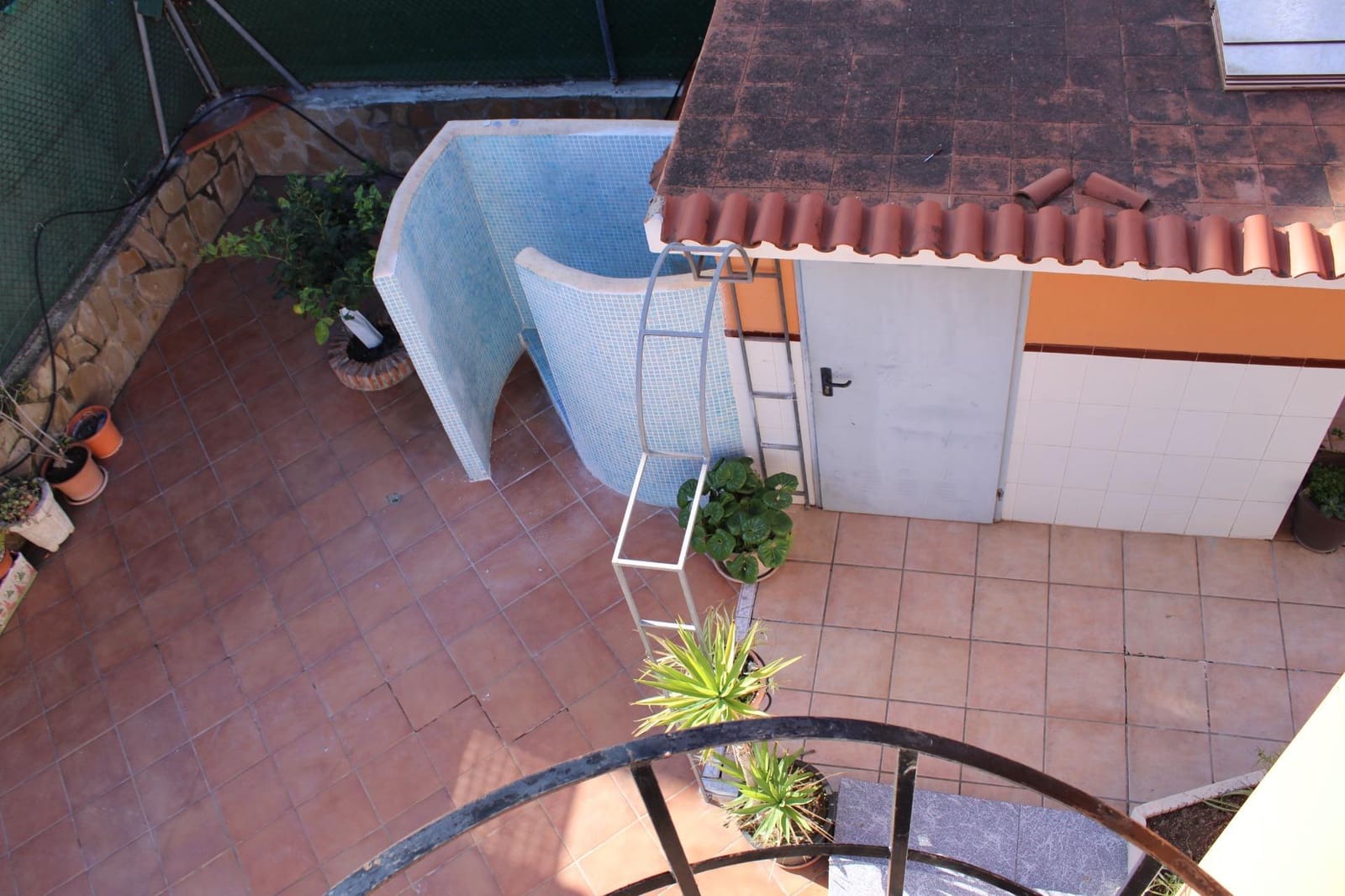 5 bedroom Villa for sale in Oliva - € 330,000 (Ref: 9431166)