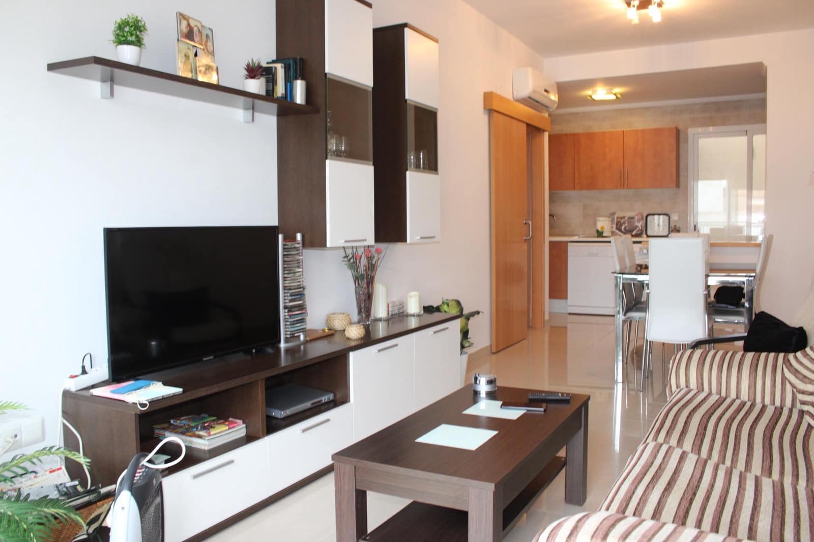 3 soveværelse Lejlighed til salg i Oliva - € 160.000 (Ref: 9437570)